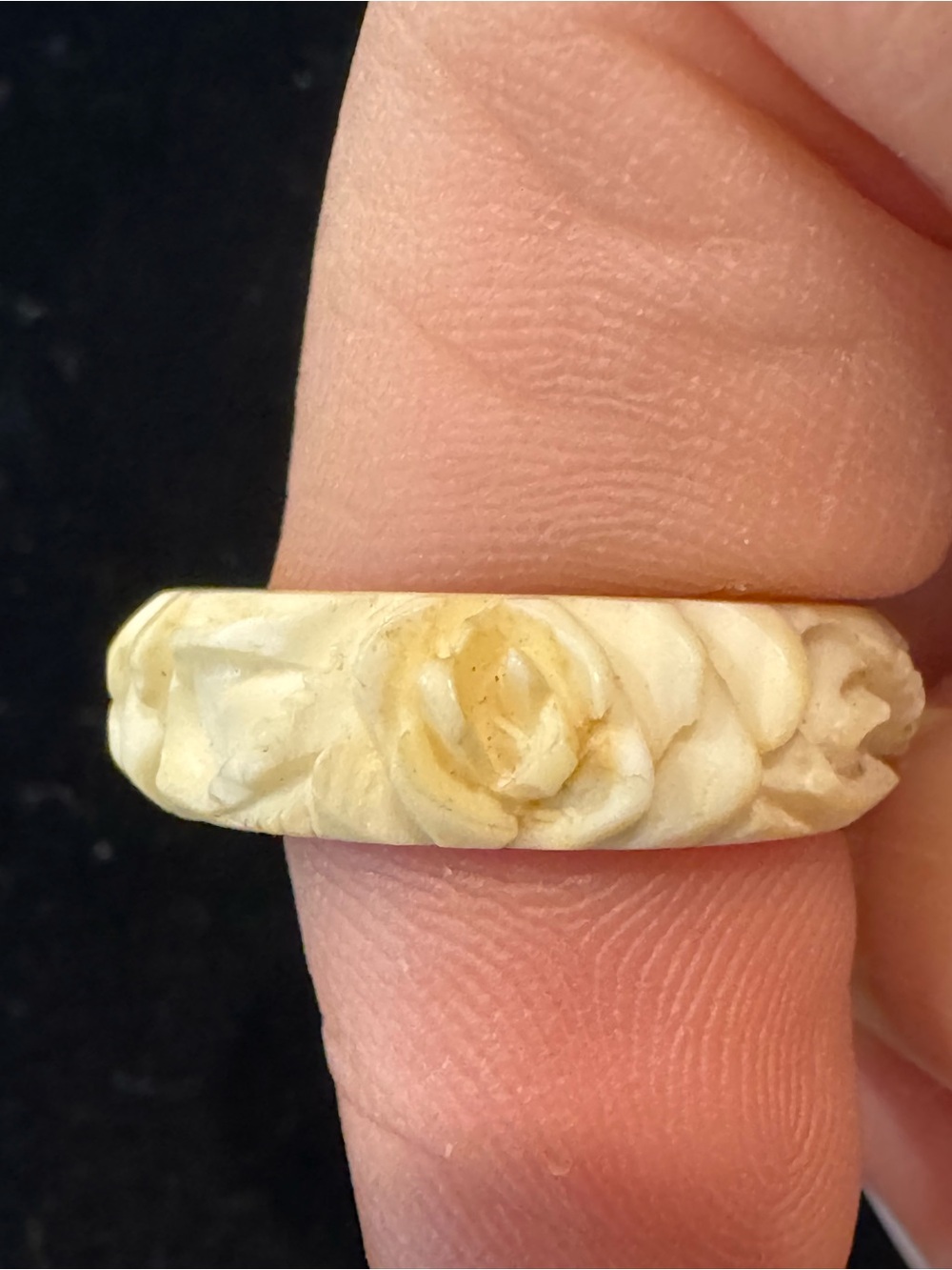Vintage Faux Ivory Floral Women’s Ring Size 7